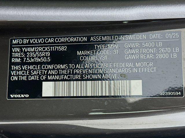 used 2025 Volvo XC60 car, priced at $33,987