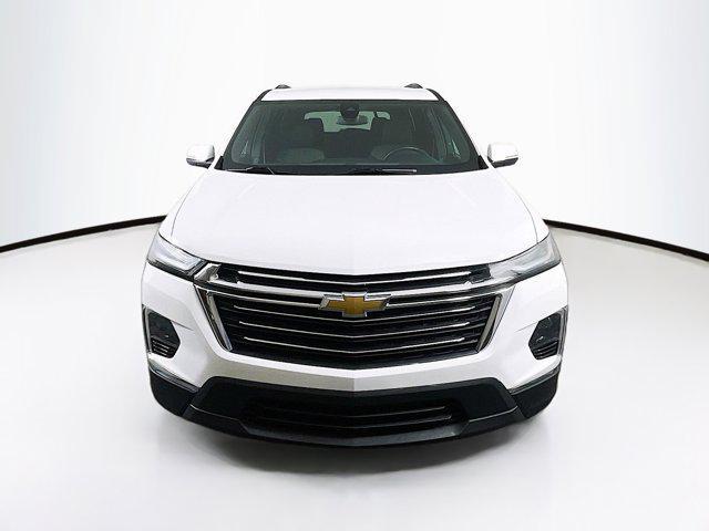 used 2023 Chevrolet Traverse car, priced at $25,189