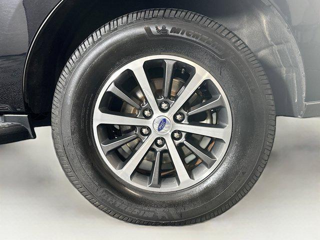 used 2021 Ford Expedition car, priced at $28,997