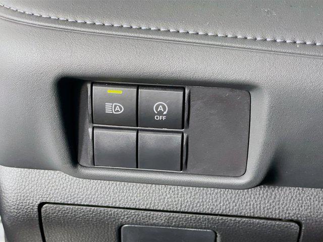 used 2023 Toyota Highlander car, priced at $32,997