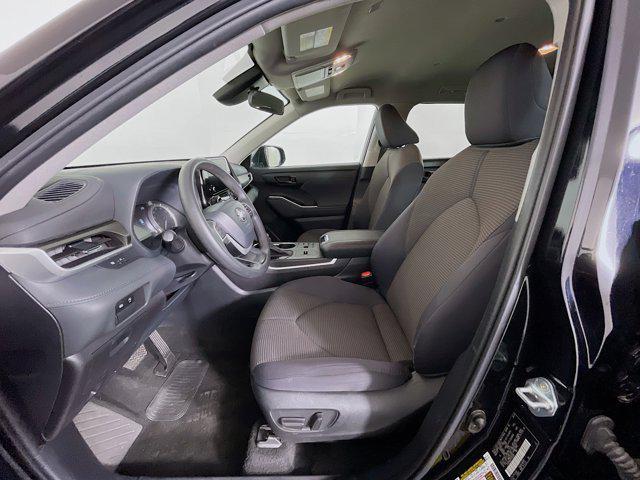 used 2023 Toyota Highlander car, priced at $31,689