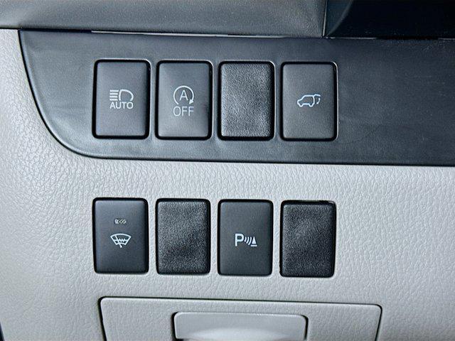 used 2019 Toyota Highlander car, priced at $26,499