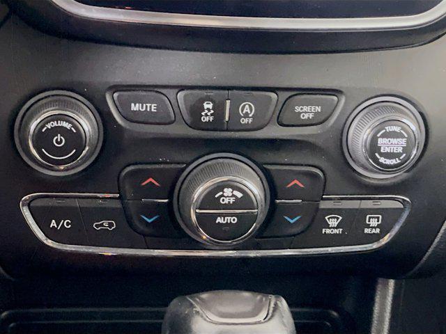 used 2021 Jeep Cherokee car, priced at $22,297