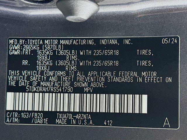 used 2024 Toyota Highlander car, priced at $35,697