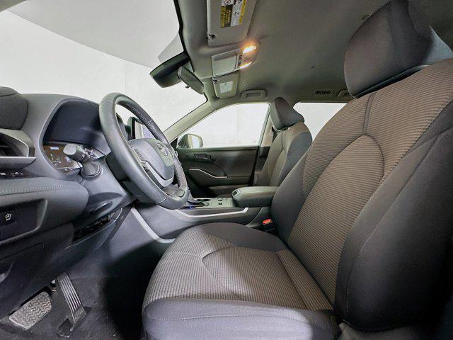 used 2024 Toyota Highlander car, priced at $35,697