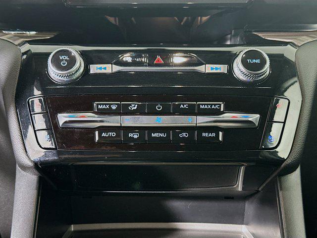 used 2024 Ford Explorer car, priced at $27,987