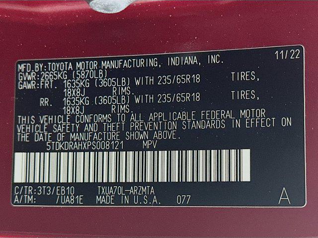 used 2023 Toyota Highlander car, priced at $30,797