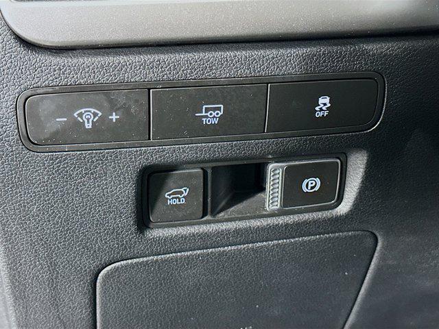 used 2025 Hyundai Palisade car, priced at $32,987