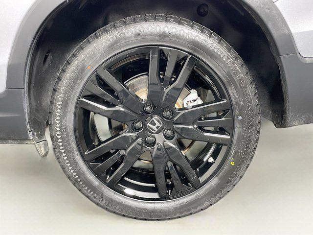 used 2022 Honda Pilot car, priced at $30,697