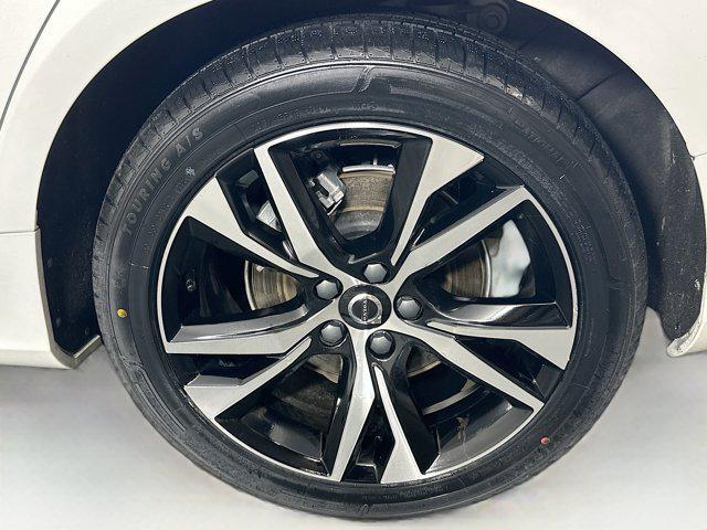 used 2024 Volvo S60 car, priced at $23,697