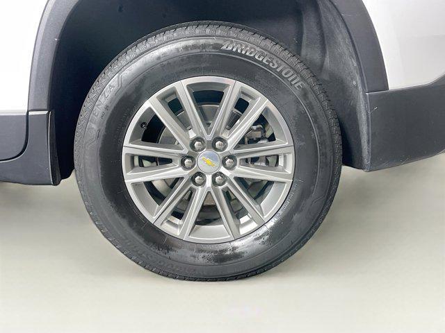 used 2023 Chevrolet Traverse car, priced at $27,487