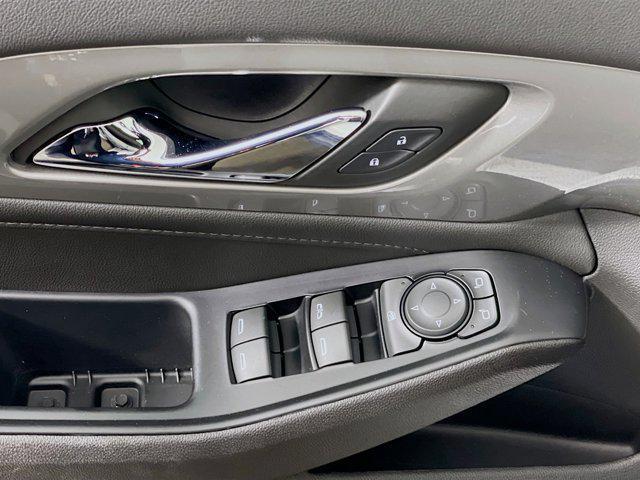 used 2023 Chevrolet Traverse car, priced at $26,887