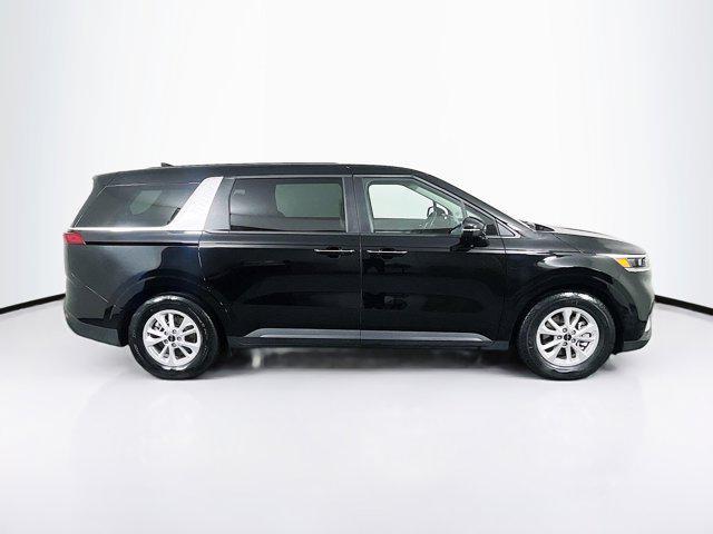 used 2024 Kia Carnival car, priced at $30,989