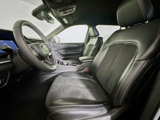 used 2024 Jeep Grand Cherokee L car, priced at $28,497