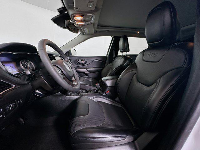 used 2022 Jeep Cherokee car, priced at $22,997