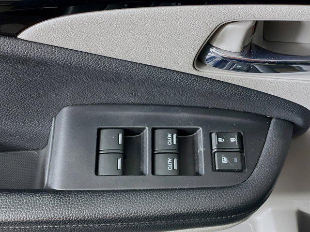 used 2019 Honda Pilot car, priced at $22,399