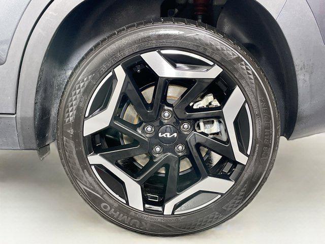 used 2024 Kia Seltos car, priced at $24,997