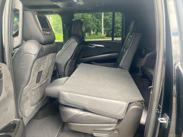 used 2017 Cadillac Escalade ESV car, priced at $40,408