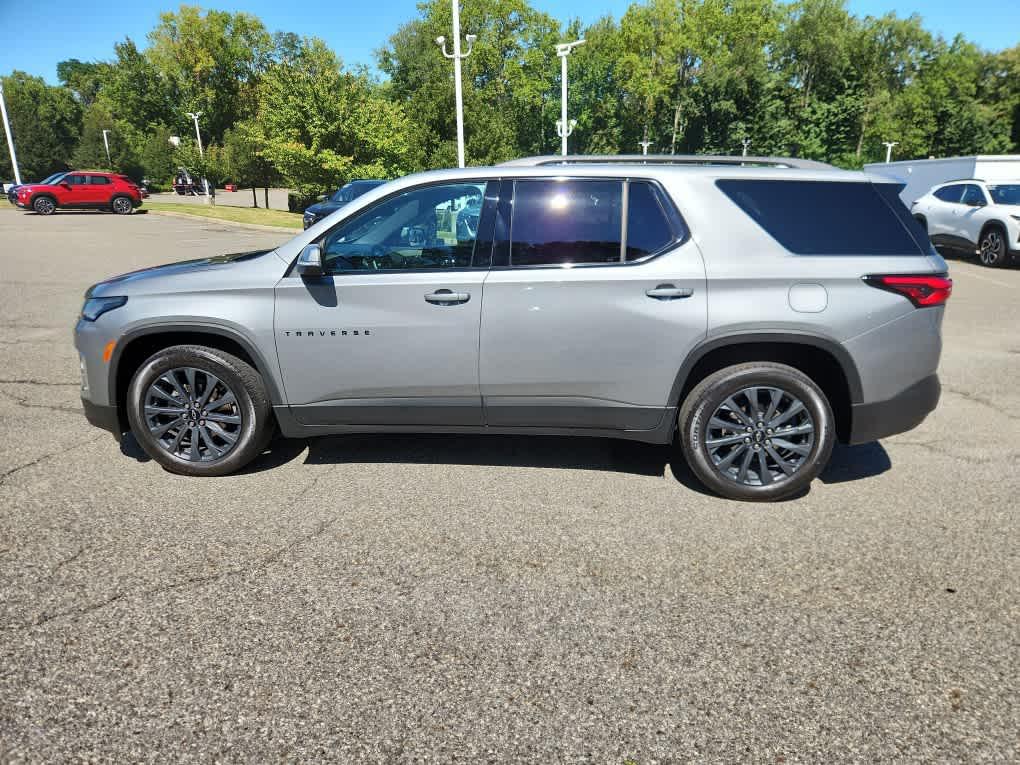 used 2023 Chevrolet Traverse car, priced at $37,408