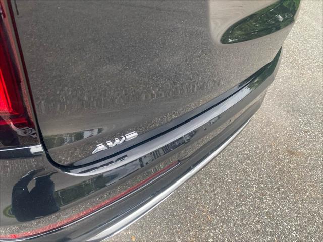 used 2023 Cadillac XT6 car, priced at $37,408