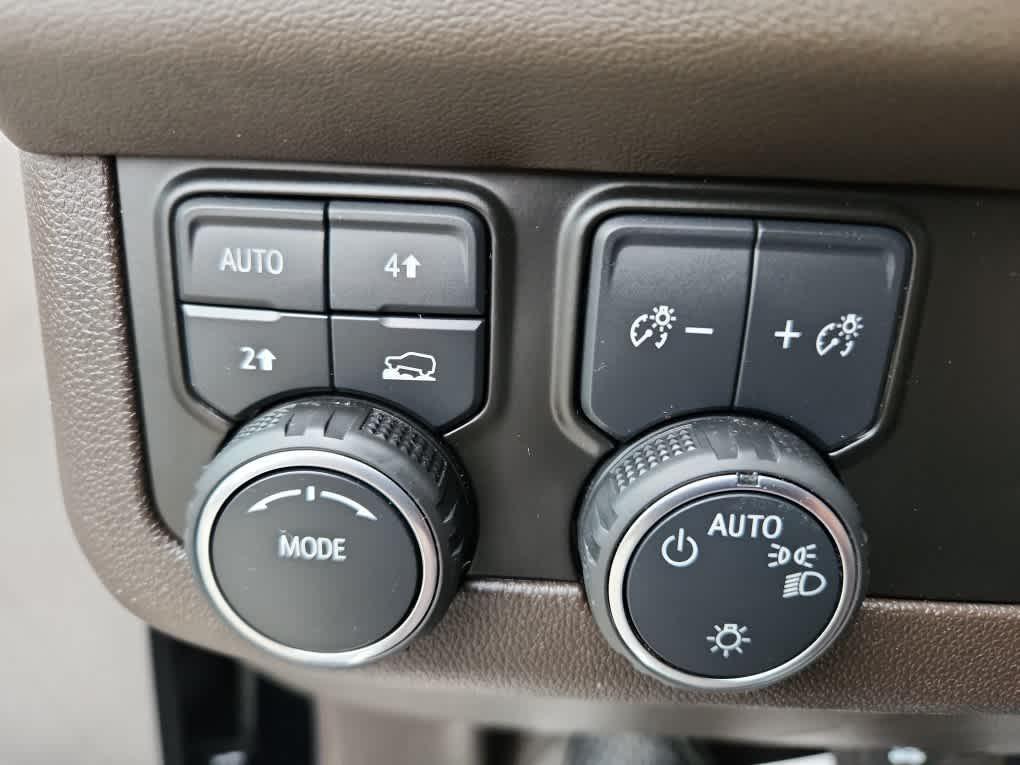 used 2024 Chevrolet Suburban car, priced at $50,908