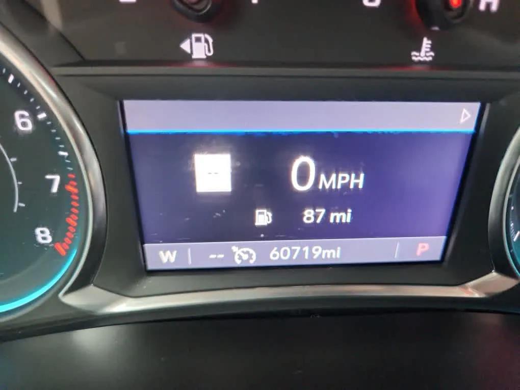 used 2021 Chevrolet Traverse car, priced at $28,308