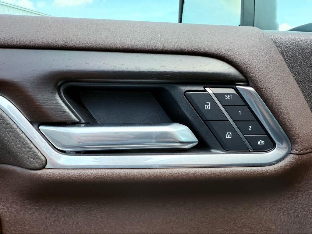 used 2025 GMC Sierra 2500 car, priced at $78,908