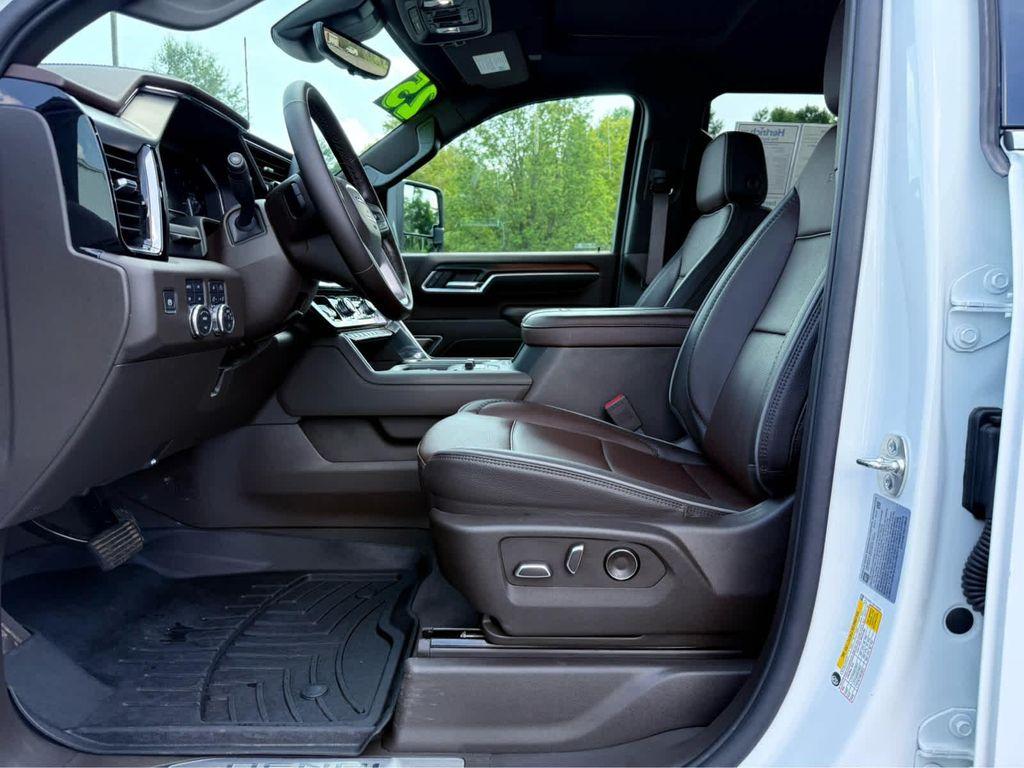 used 2025 GMC Sierra 2500 car, priced at $78,908