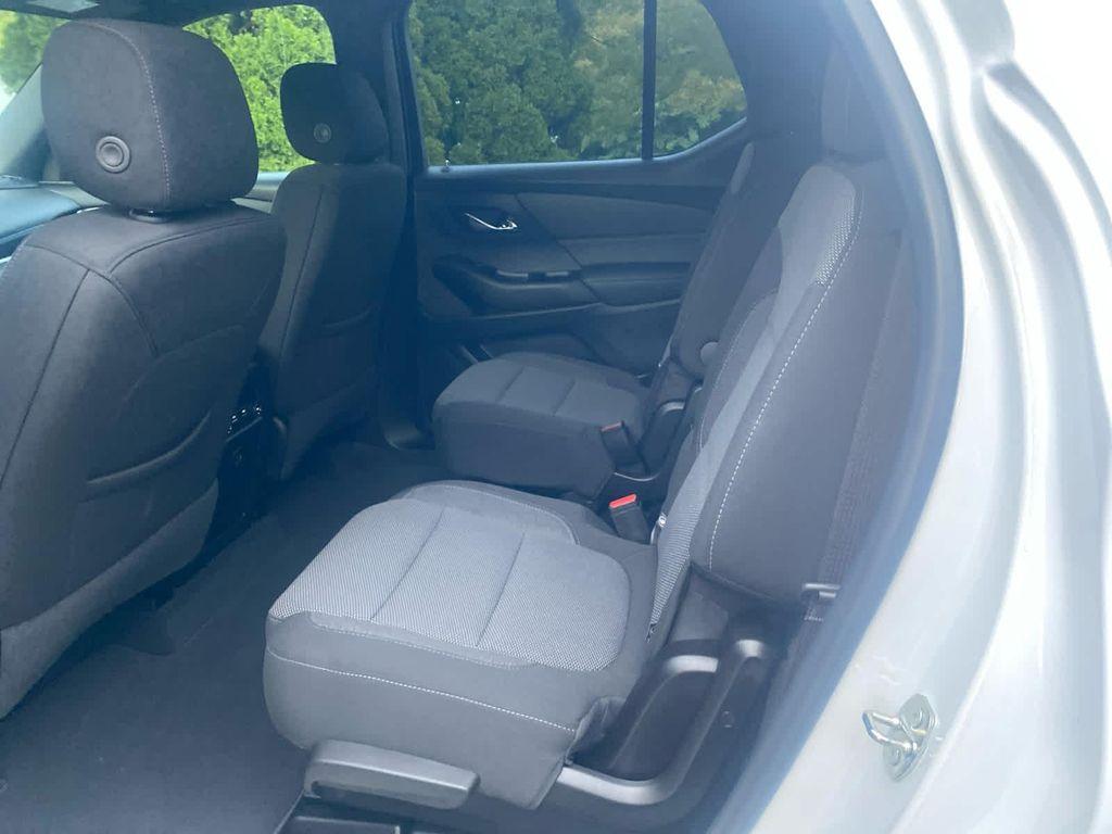 used 2023 Chevrolet Traverse car, priced at $30,908