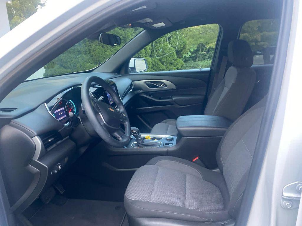 used 2023 Chevrolet Traverse car, priced at $30,908