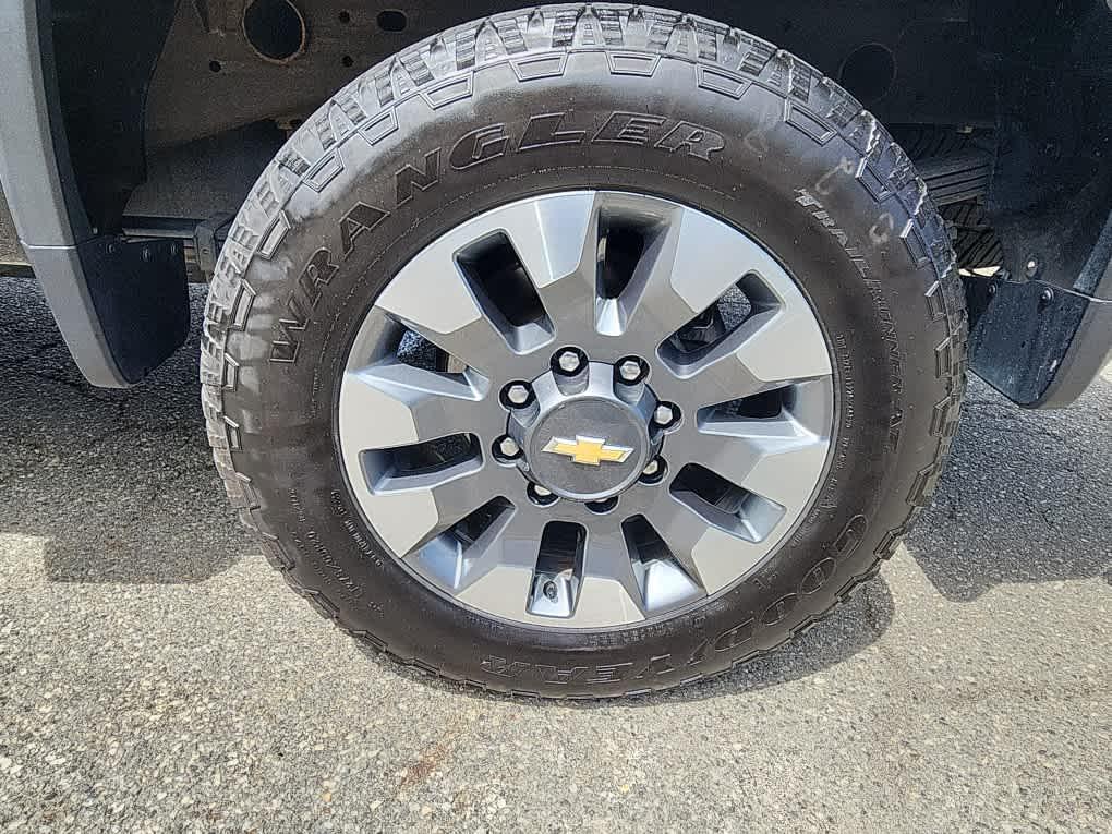 used 2022 Chevrolet Silverado 2500 car, priced at $44,908