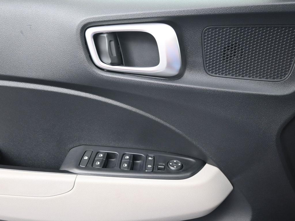 used 2024 Hyundai Venue car, priced at $21,148