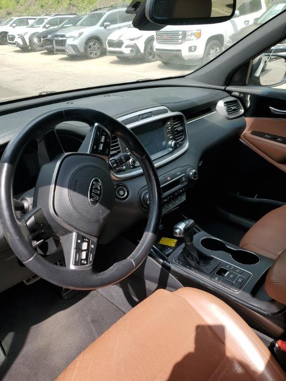 used 2019 Kia Sorento car, priced at $19,548