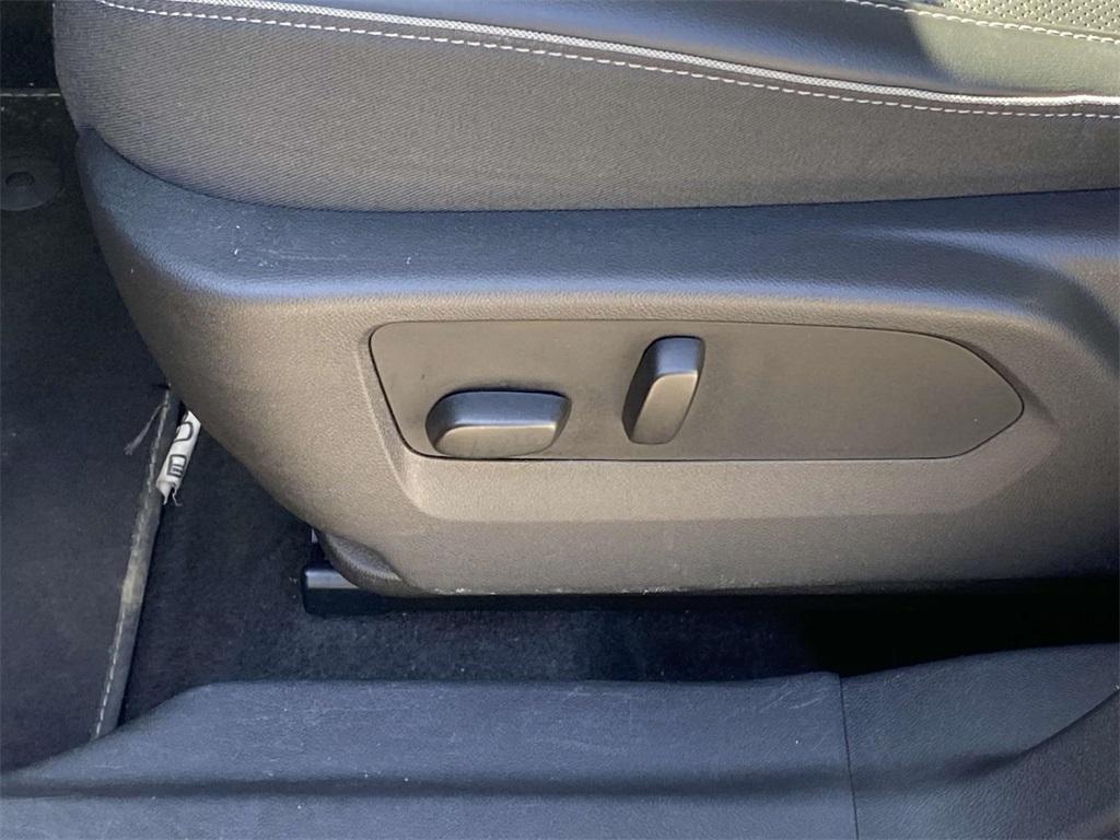 used 2023 Buick Envision car, priced at $25,388
