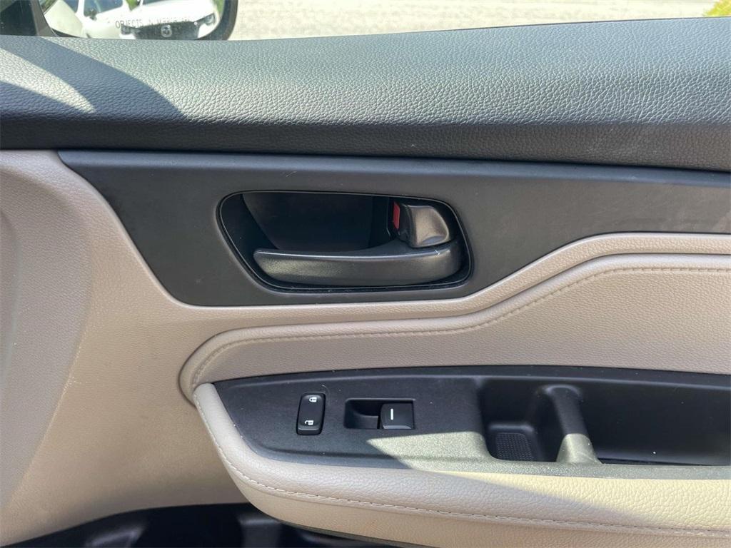 used 2019 Honda Odyssey car, priced at $22,288