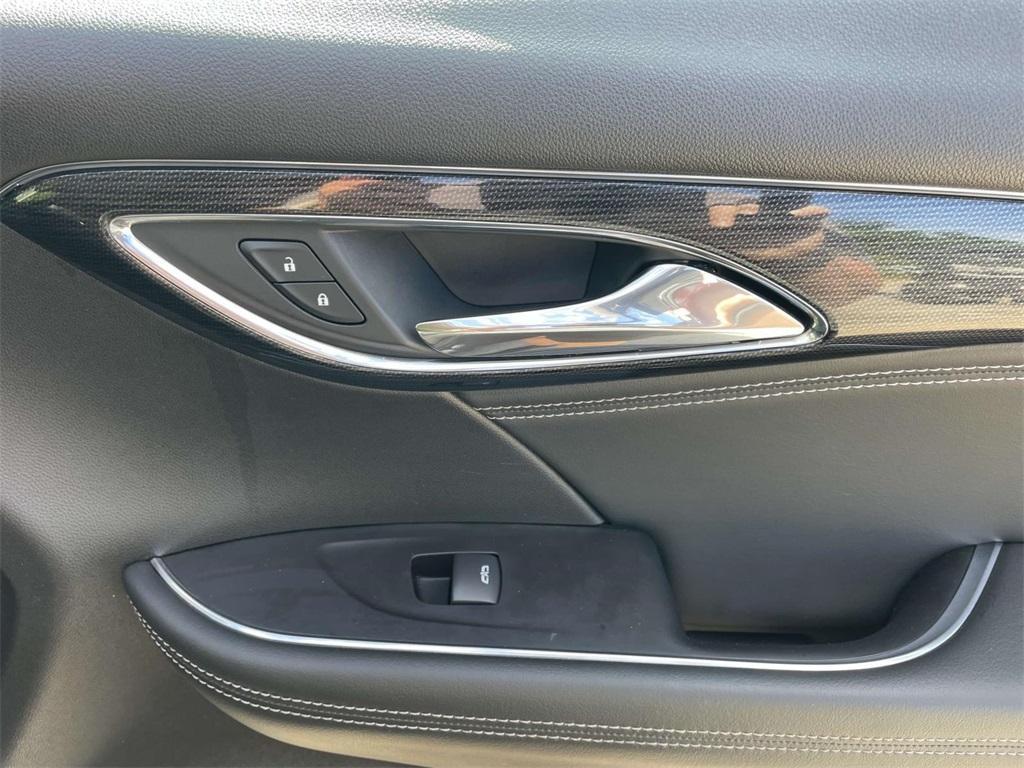 used 2023 Buick Envision car, priced at $23,698