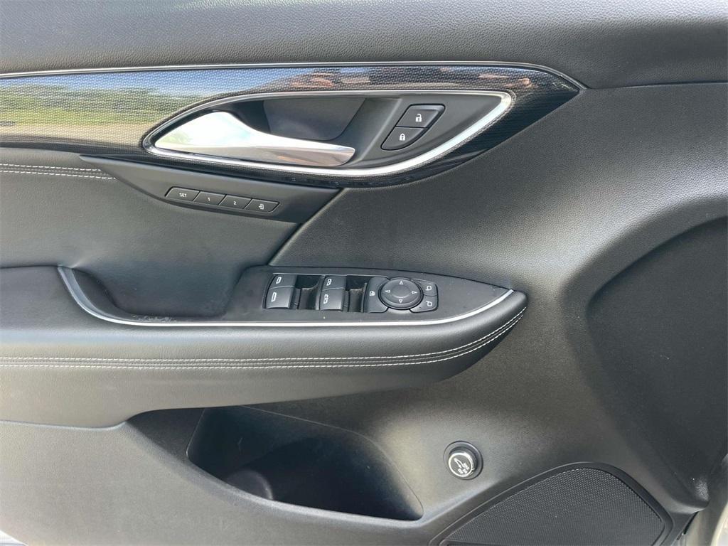 used 2023 Buick Envision car, priced at $23,698
