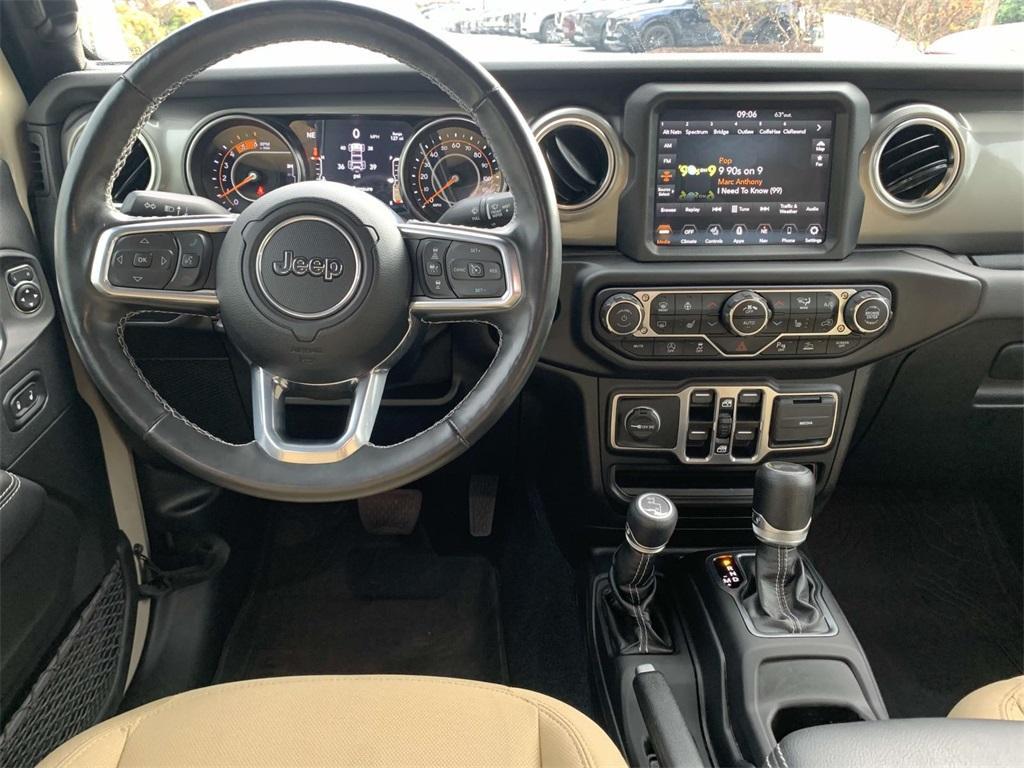 used 2022 Jeep Wrangler Unlimited car, priced at $33,998