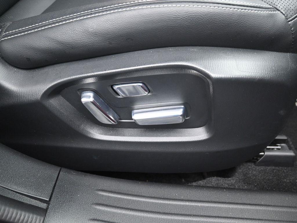 used 2022 Mazda CX-9 car, priced at $28,598