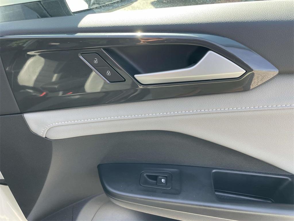 used 2022 Volkswagen Taos car, priced at $21,588