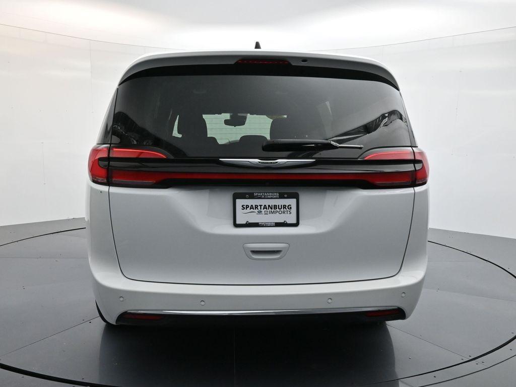 used 2024 Chrysler Pacifica car, priced at $27,488