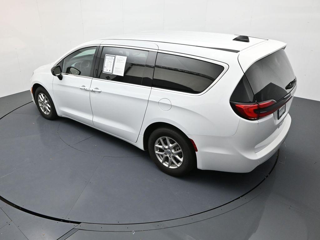 used 2024 Chrysler Pacifica car, priced at $27,488