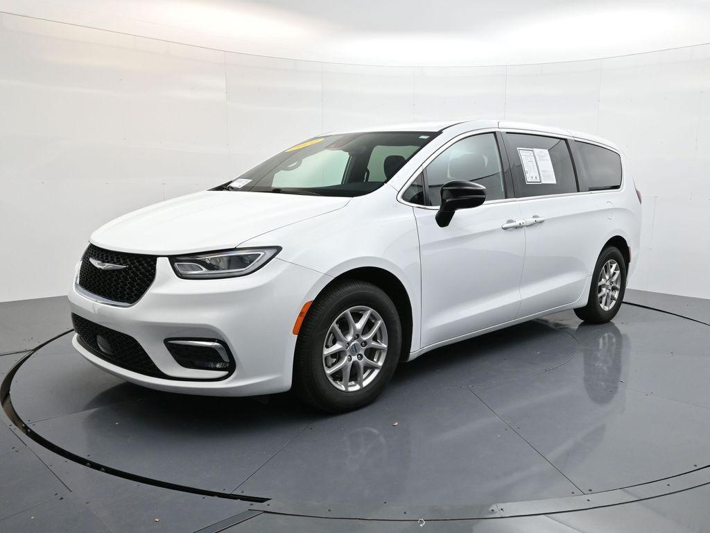 used 2024 Chrysler Pacifica car, priced at $27,488