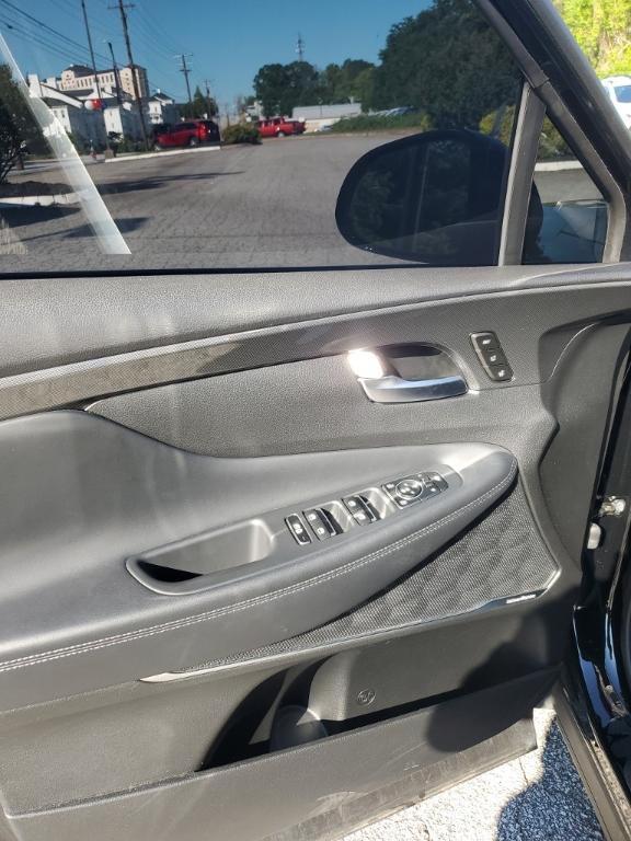used 2023 Hyundai SANTA FE HEV car, priced at $27,638
