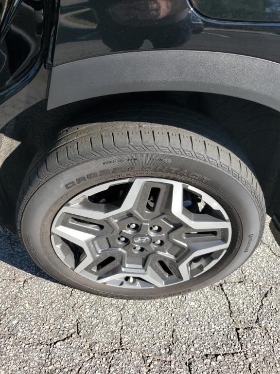 used 2023 Hyundai SANTA FE HEV car, priced at $27,638