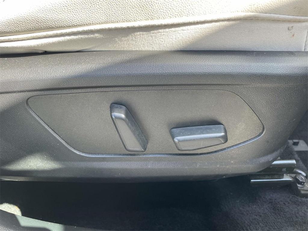 used 2024 Hyundai Tucson car, priced at $27,998