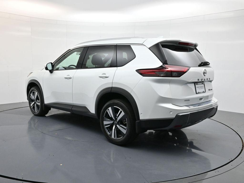 used 2025 Nissan Rogue car, priced at $33,698