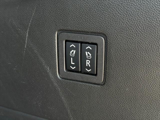 used 2018 Chevrolet Traverse car, priced at $22,711