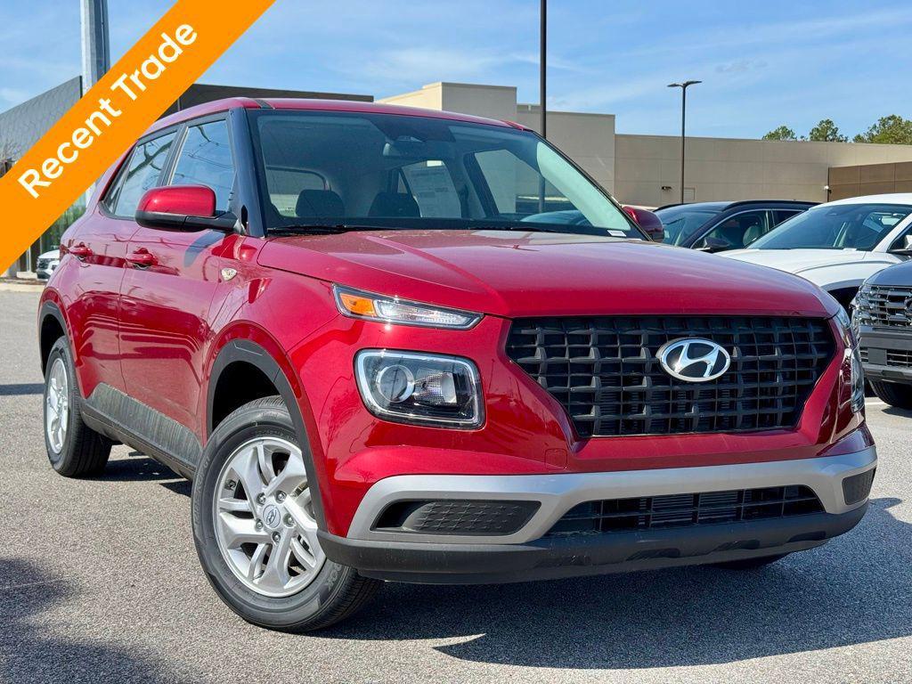 used 2025 Hyundai Venue car, priced at $19,777
