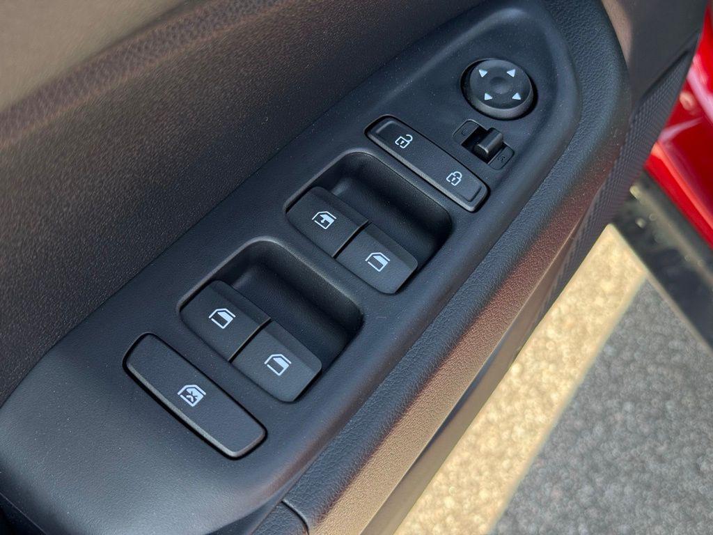 used 2025 Hyundai Venue car, priced at $19,777
